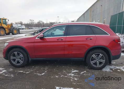 2020 Mercedes-Benz Glc 300 4Matic z USA, uszkodzony, nr VIN WDC0G8EB7LF746428